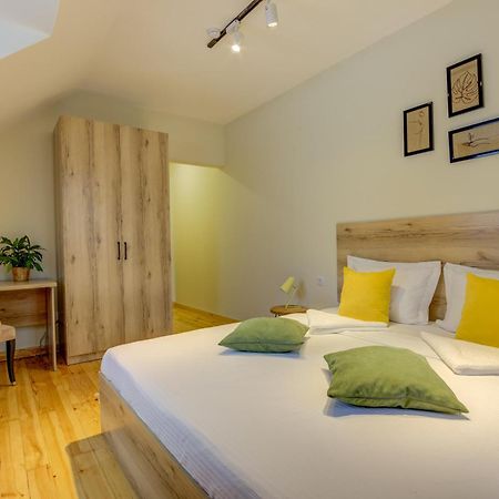 People Guest House Bishkek Luaran gambar