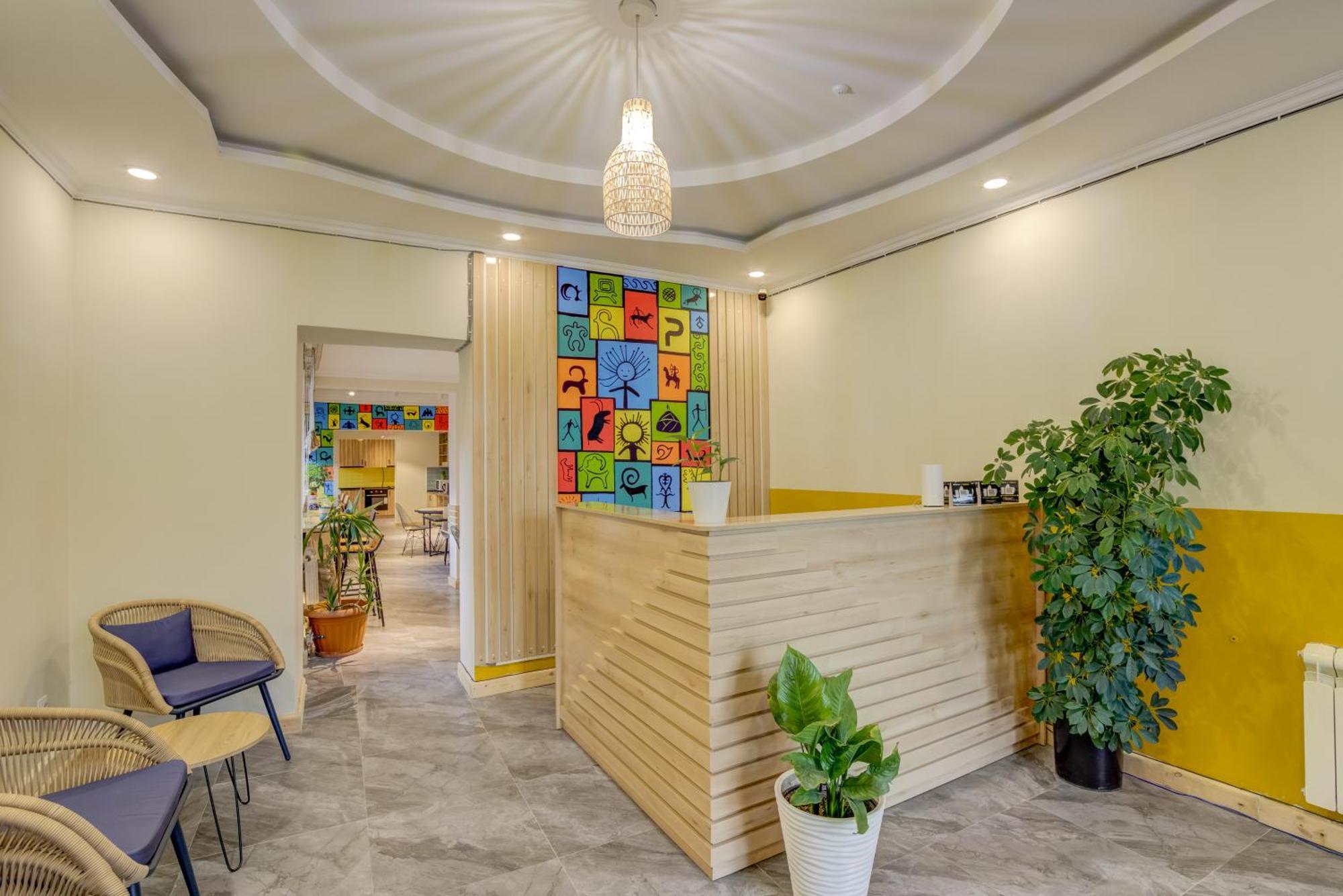 People Guest House Bishkek Luaran gambar