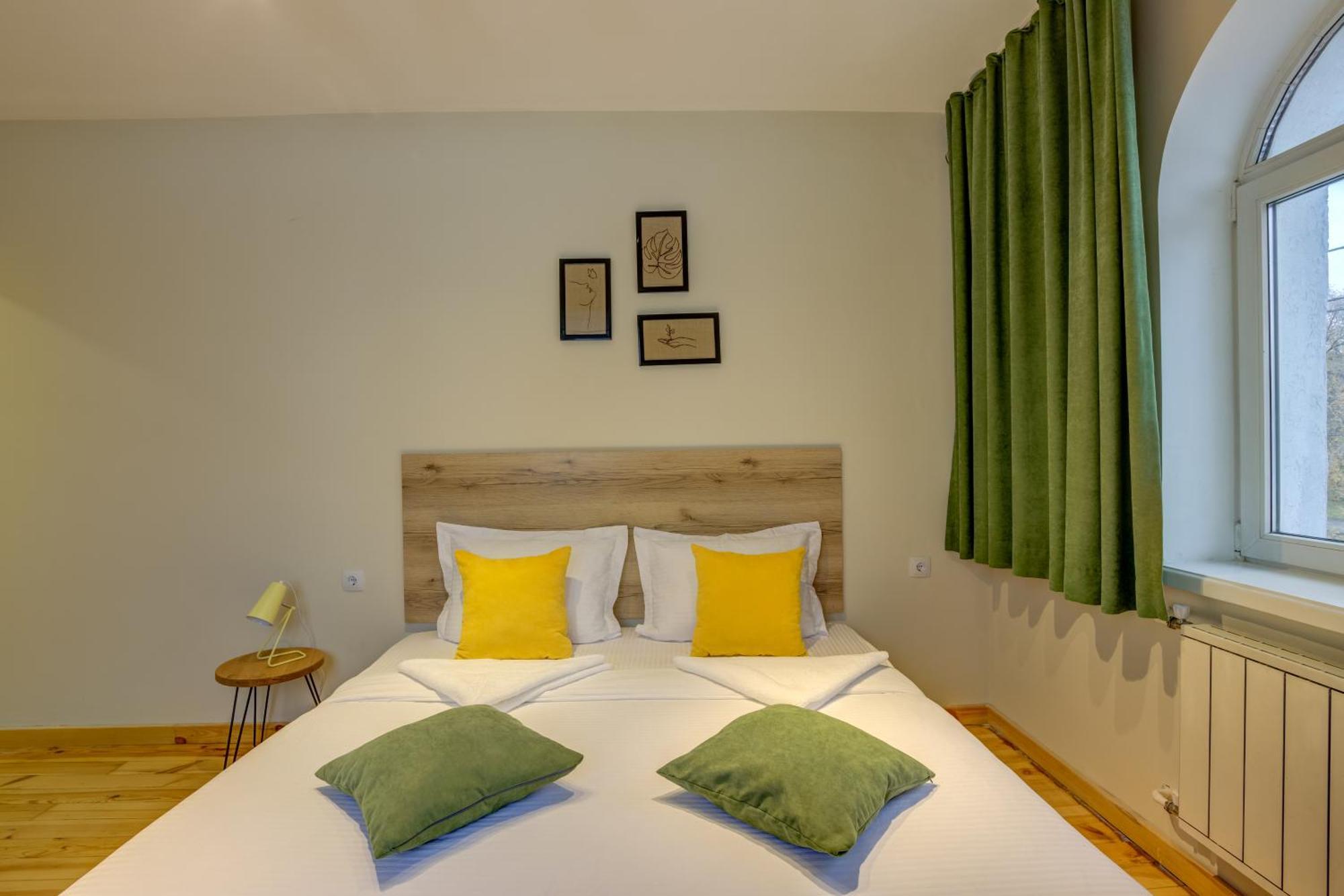 People Guest House Bishkek Luaran gambar