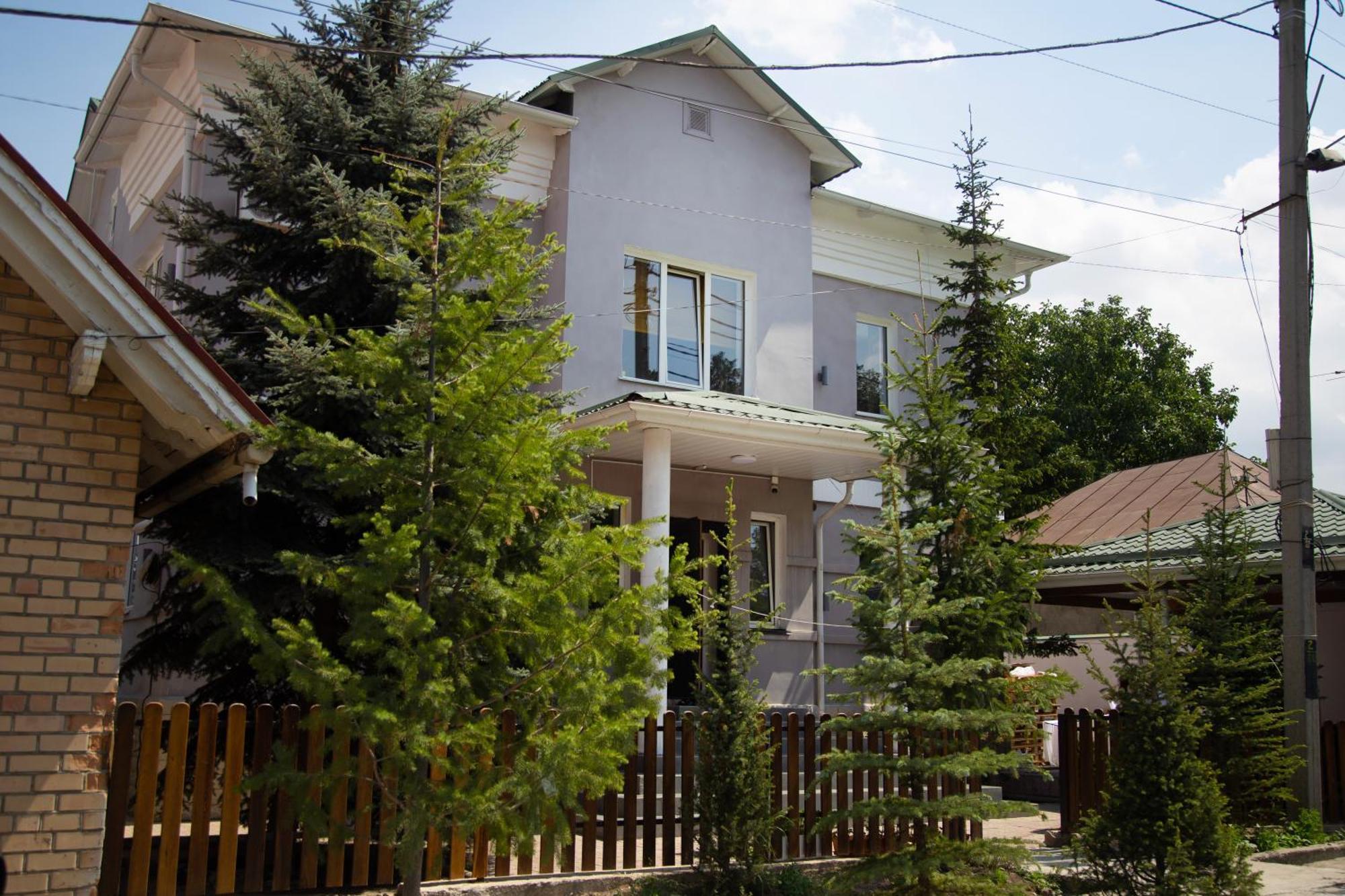 People Guest House Bishkek Luaran gambar