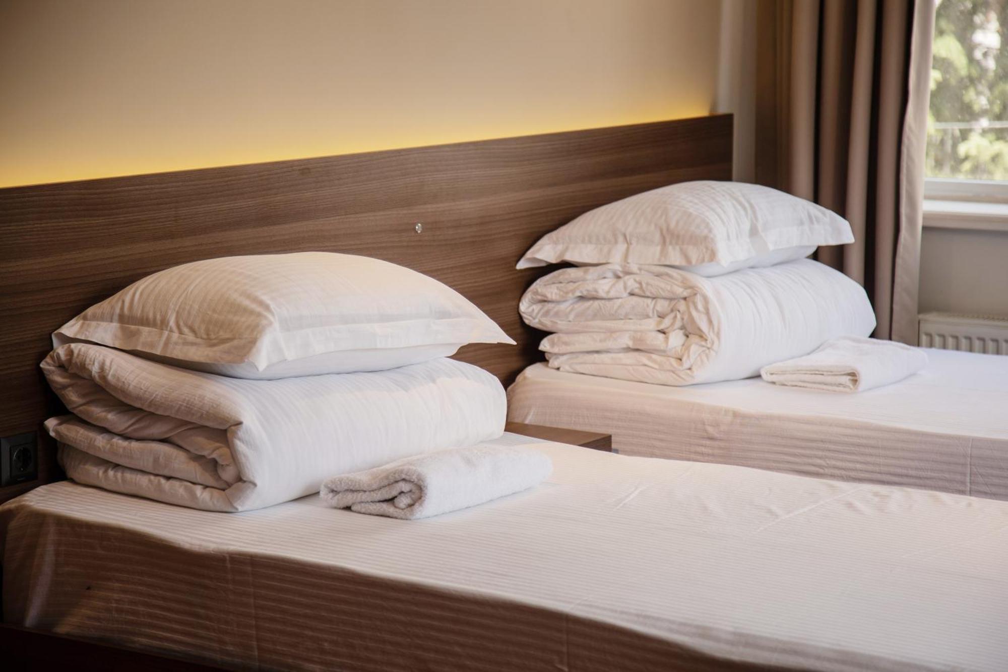 People Guest House Bishkek Luaran gambar